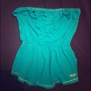Pretty blue tube top!!!!