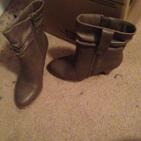 Leather boots
