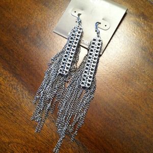 cara Jewelry - Chain dangle earrings cara Jewelry - Chain dangle earrings