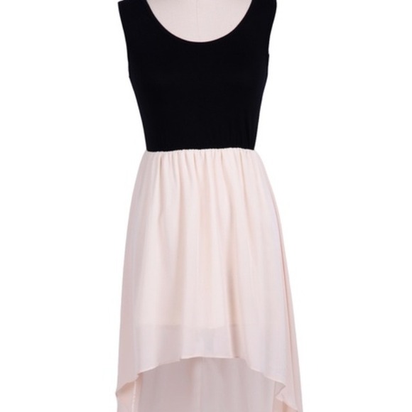 High low dresses - Picture 3 of 4