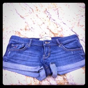 Hollister short shorts size 9