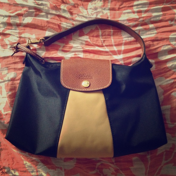 🌷SOLD🌷🎀Lovely Authentic Longchamp Small tote🎀