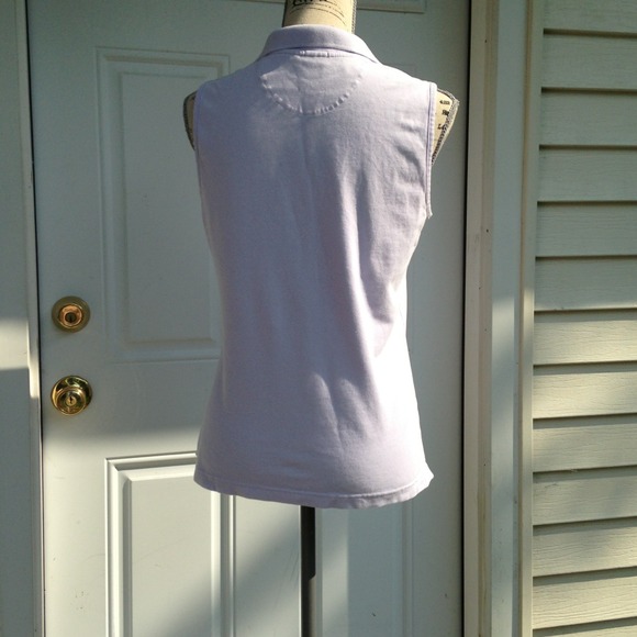 Lavender sleeveless Collared Top w 6 button neck - Picture 3 of 4