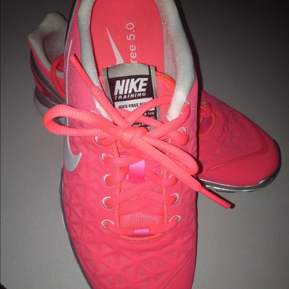 Nike free fit 2 5.0 hot pink 📌SOLD📌