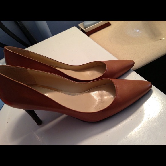 Sold Ralph Lauren Amelie pumps - Picture 1 of 4