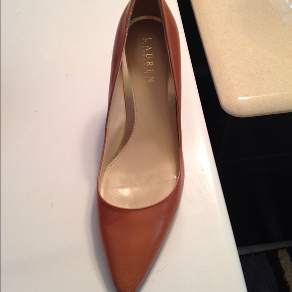Sold Ralph Lauren Amelie pumps - Picture 2 of 4