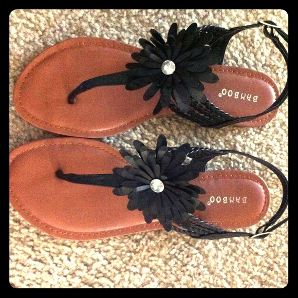 Bamboo Morris Sandal. Never worn!