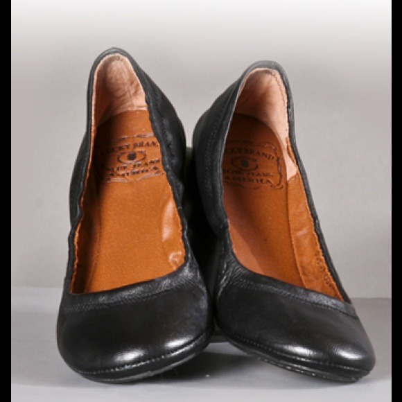 ⬇LUCKY BRAND Emmie leather flats