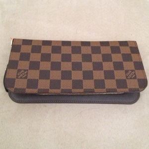 ❗lowered price ❗Louis Vuitton wallet