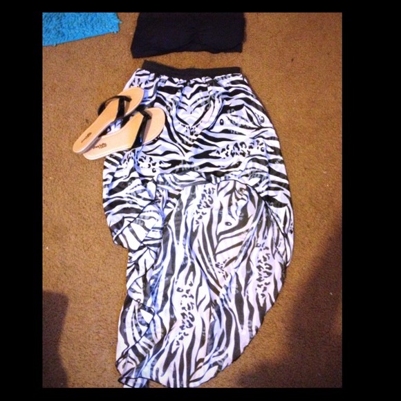 Fabulous hi low skirt