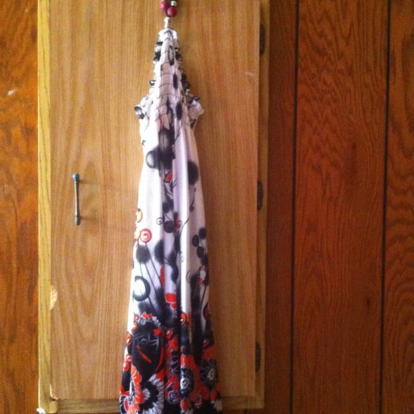 BLACK, RED,WHITE Dress - Picture 2 of 4