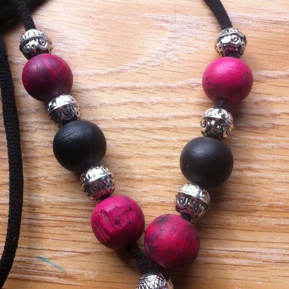 BLACK, RED,WHITE Dress - Picture 4 of 4