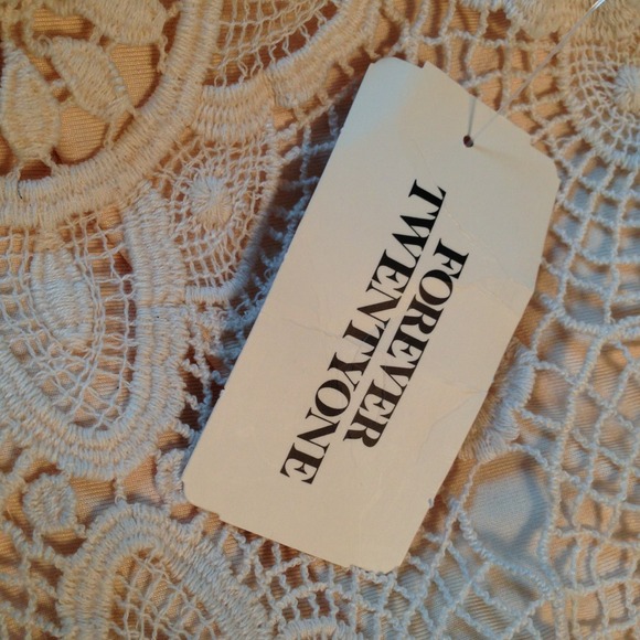 On Hold: Forever 21 Cream Short Skirt NWT - Picture 3 of 3