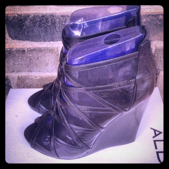 ALDO Boots - Black leather n mesh wedges heels
