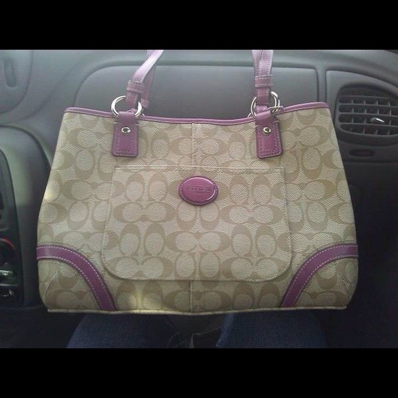 Coach purse and matching wallet