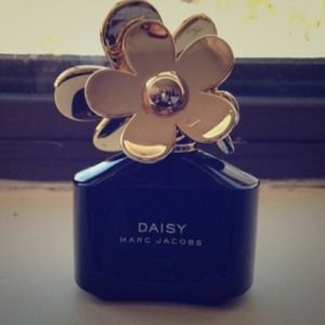 Daisy Perfume by Marc Jacobs