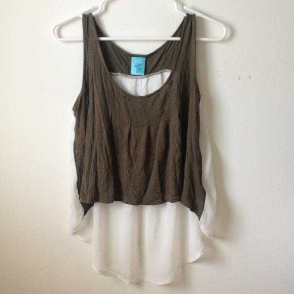 High Low Tank Top - Picture 2 of 3