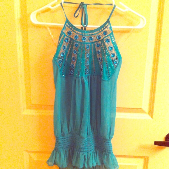 🎉Host Pick!!🎉 Beautiful green halter top