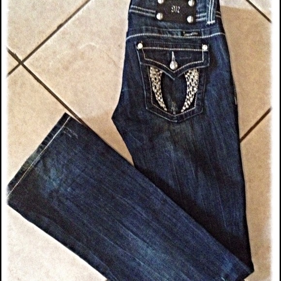 ❤❤SOLD❤❤⭐⭐MISS ME "EMBELLISHED" JEANS!! 28 X 34⭐⭐