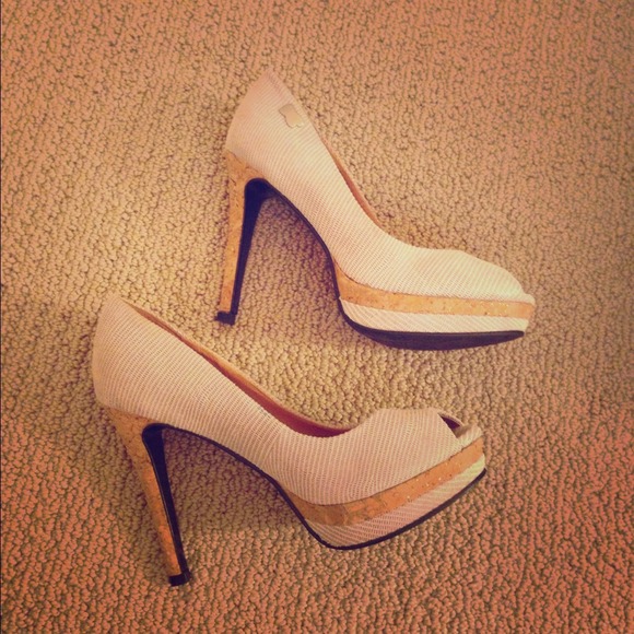 Brand NEW pretty sexy 💓💓 high heels