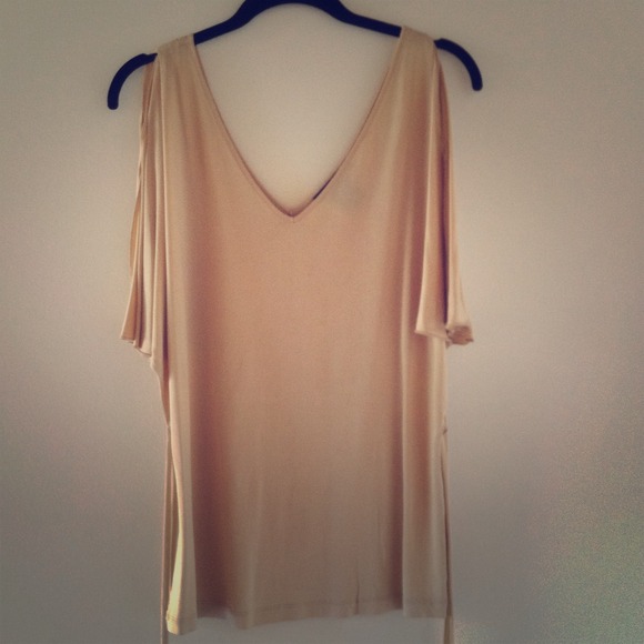 🔴SOLD🔴100% silk beige top
