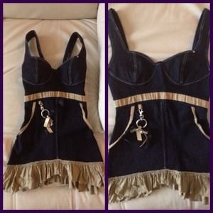 CUTE Dark wash denim Top or dress with nude flair