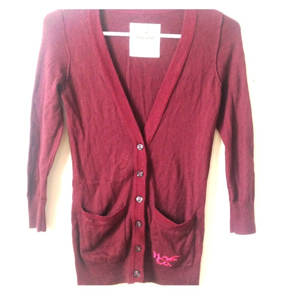 Maroon Hollister Cardigan - Picture 1 of 3