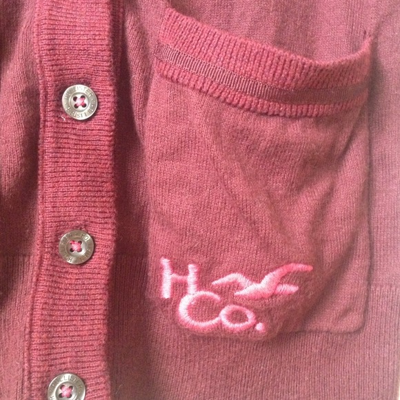 Maroon Hollister Cardigan - Picture 2 of 3