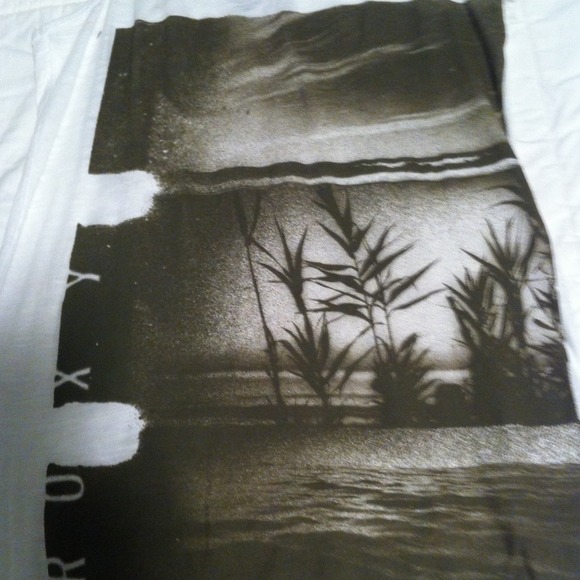 Razor back Roxy tank - Picture 2 of 3