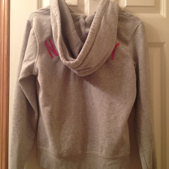 Sweatshirt - Picture 3 of 4