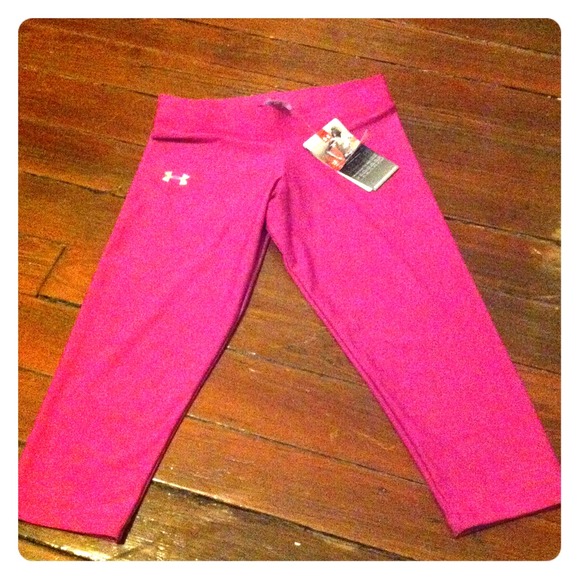 Under Armour compression work out capris