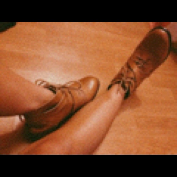 ⛔🚫🚫🚫SOLD! 🚫🚫🚫⛔(BUNDLED) UO BROWN ANKLE BOOTS - Picture 4 of 4