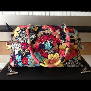 Vera Bradley chain bag in Happy Snails!