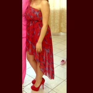 ✌✌SOLD✌✌Red high low dress