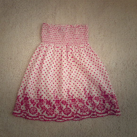 Red/White Polka dot Strapless Shirt