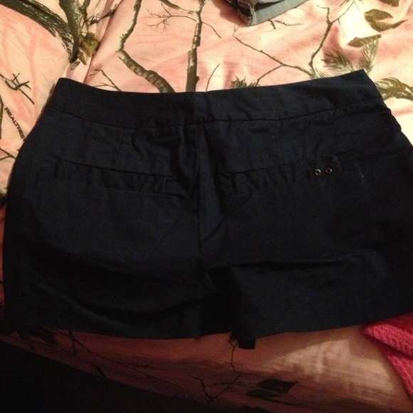 Converse brand navy blue shorts! - Picture 2 of 2