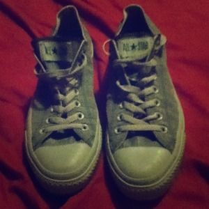 Grey converse
