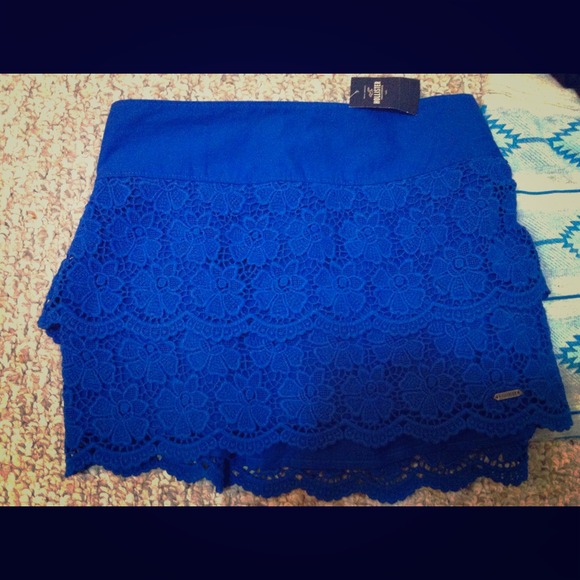NWT Hollister skirt sz xsmall