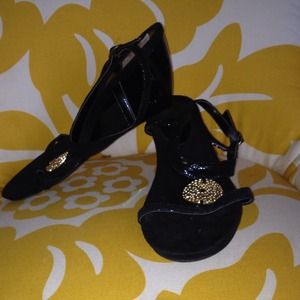 Anne Klein wedges with gold details