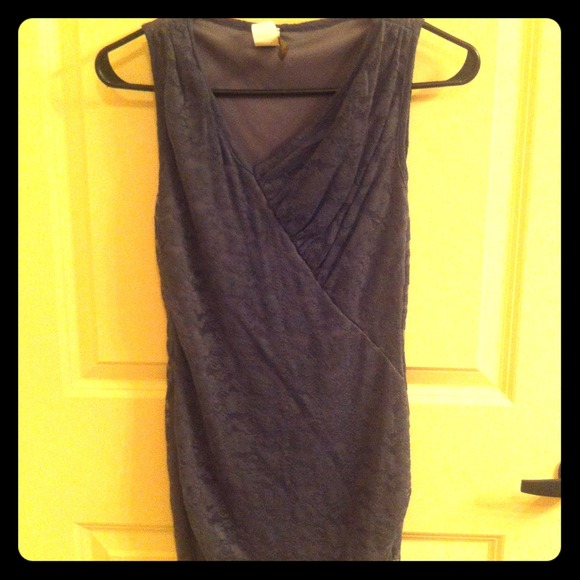 Charcoal grey lace top. - Picture 1 of 2