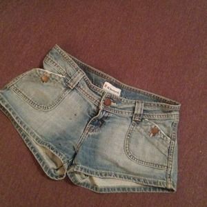 No Boundaries- shorts