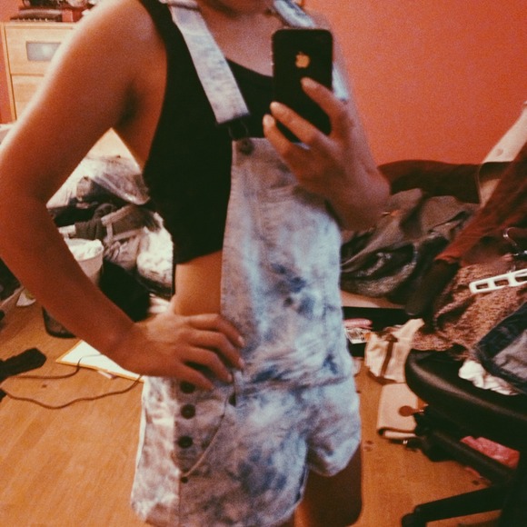 ⛔🚫🚫🚫 SOLD ! 🚫🚫🚫⛔ ! Acid Wash OVERALLS - Picture 3 of 3