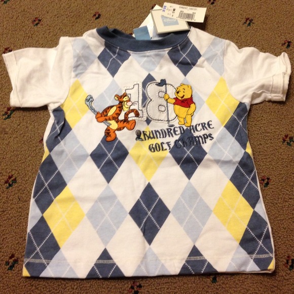 ⛔️SOLD⛔️Disney top!
