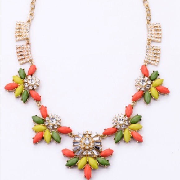 One GORGEOUS necklace