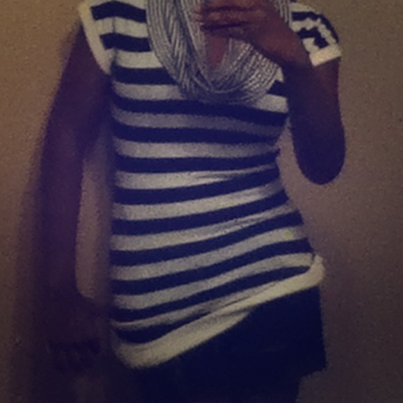 The pants are rip style and the shirt is a dress