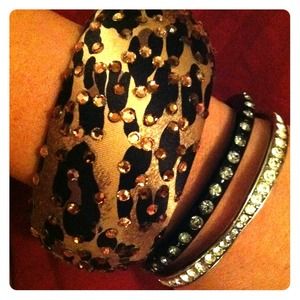 Leopard bangle bracelet