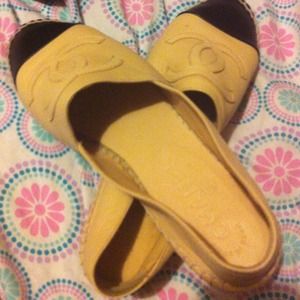 Sold ! Authentic Chanel Espadrilles Size 40