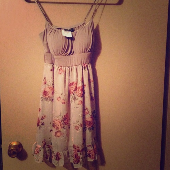 Floral print dress