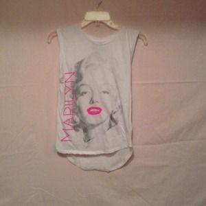 Slight high low Marilyn Monroe white tank