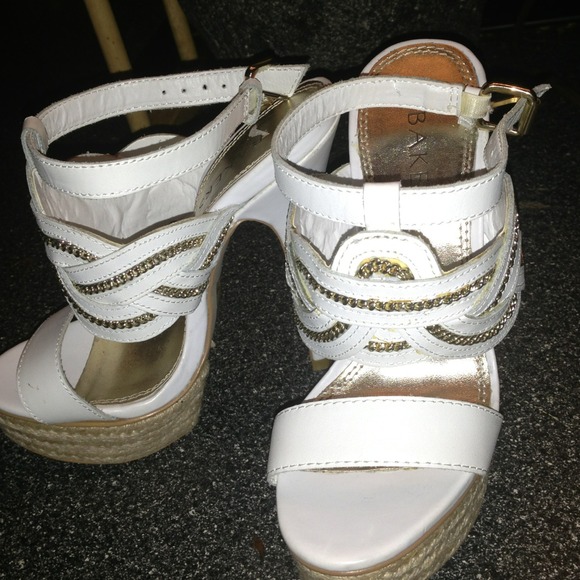 🌟Final reduction! Hot Bakers white/gold